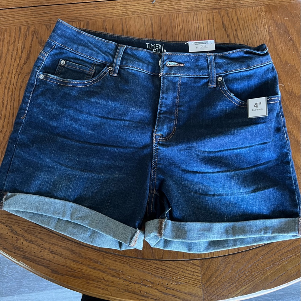 BRAND NEW Women’s Denim Shorts